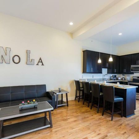 Beautiful Condos Steps from French Quarter and Bourbon St New Orleans Exterior foto