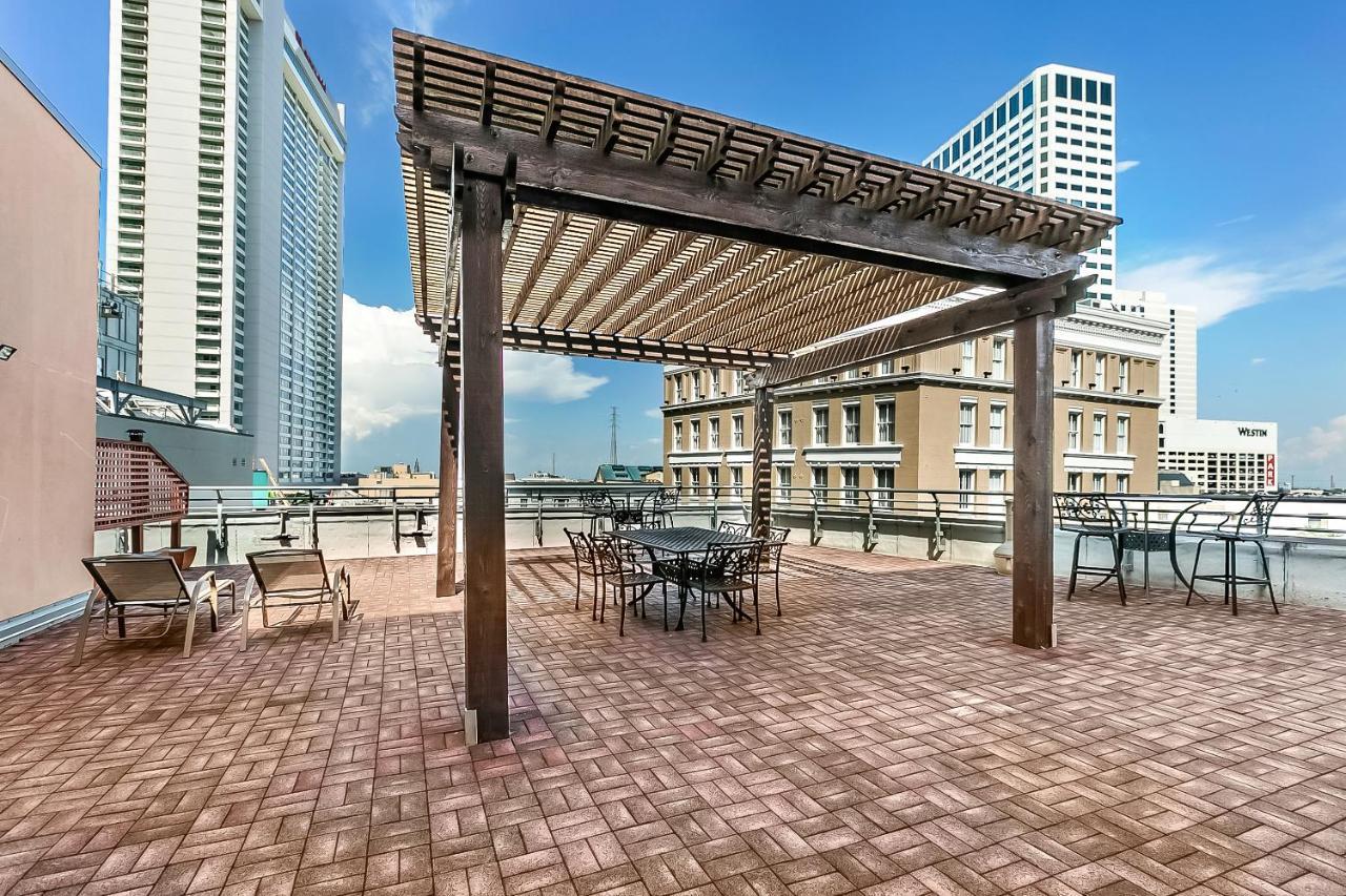 Beautiful Condos Steps from French Quarter and Bourbon St New Orleans Exterior foto