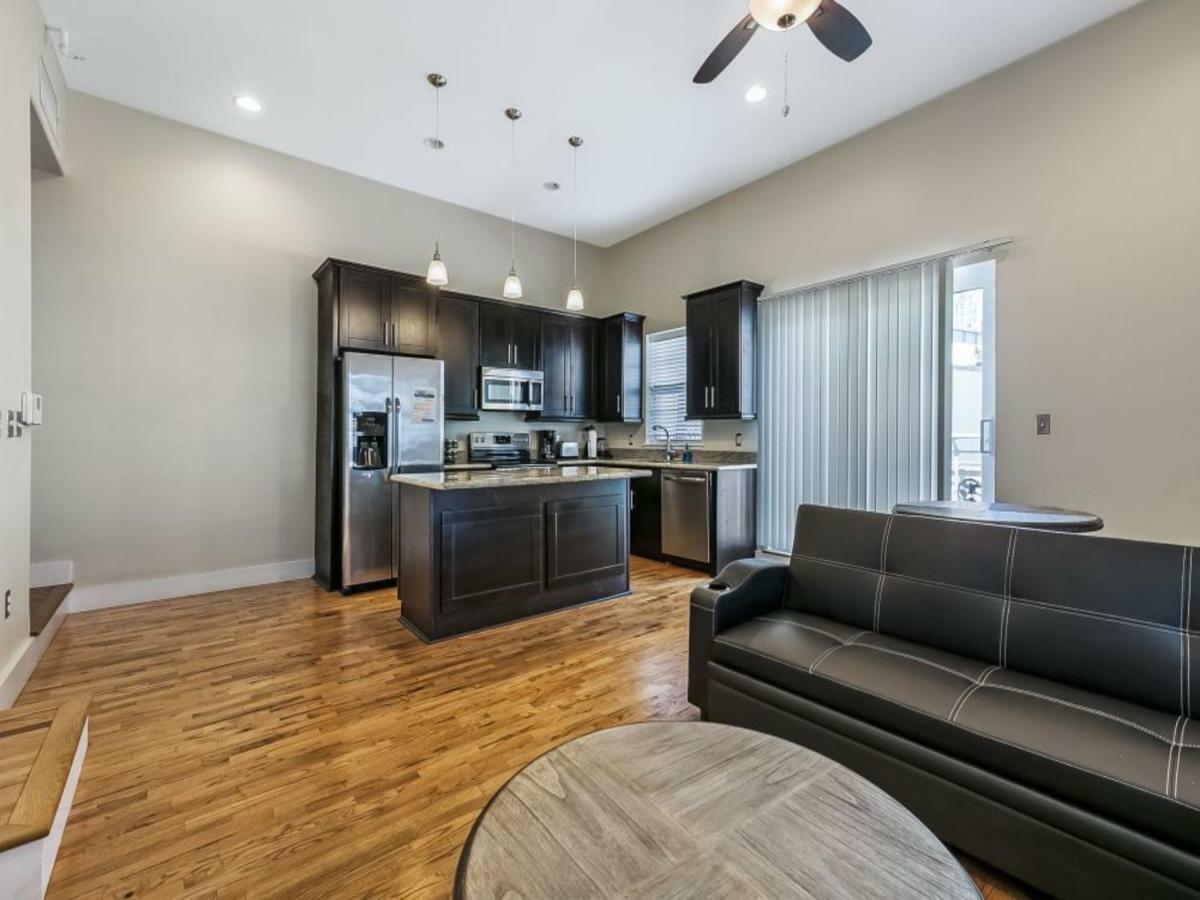 Beautiful Condos Steps from French Quarter and Bourbon St New Orleans Exterior foto